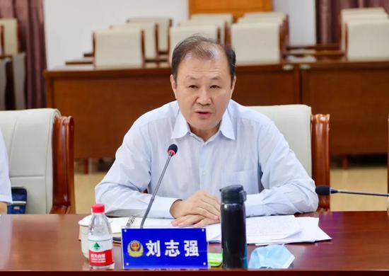 中央再度来人,督促有问题的干警赶紧主动交代!