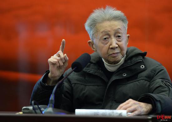 流沙河去世?其夫人:还在诊治中未新闻专题脱