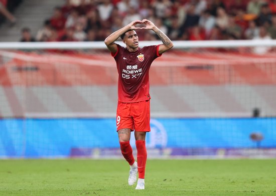 河南正式签下前海港外援、31岁前锋古斯塔沃