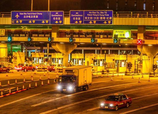 香港“大动脉”红磡海底隧道恢复通车(图)