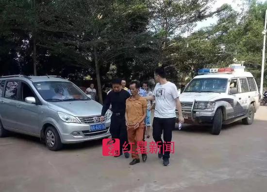 ▲黄家光被抓现场(村民供图)
