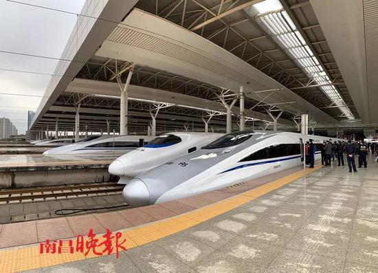 昌赣高铁今日上午正式通车 全程仅需1小时45分