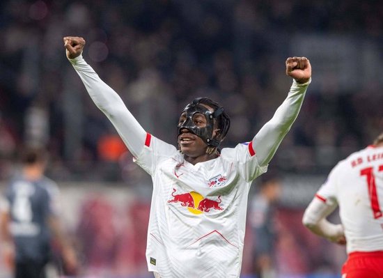 英媒：曼联、利物浦等多队有意扬·迪奥曼德，莱比锡要价约1亿欧