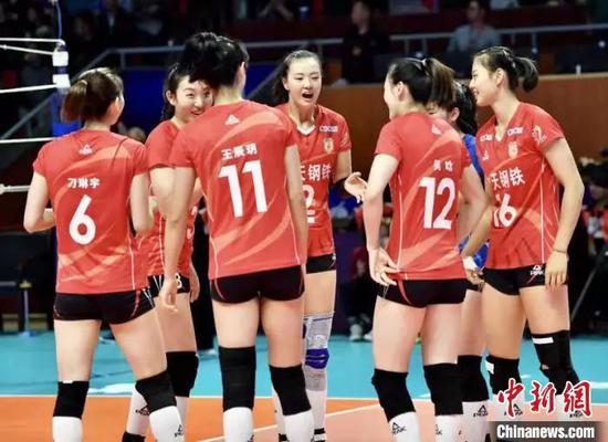  2019年11月2日，2019-2020中国女排超级联赛常州赛区开赛 王开颜 摄