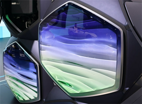 这是11月7日在第四届进博会汽车展区现代汽车展台拍摄的氢燃料蜂窝动力模块组。新华社记者 侯东涛 摄