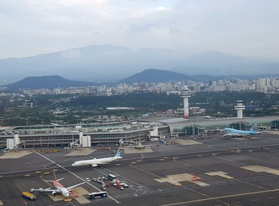  资料图：济州机场（韩联社）