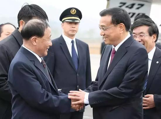 十八大中央政治局常委