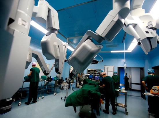 （资料图片）武汉同济医院外科手术室。图/中新