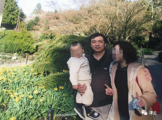 李天祯和家人2005年前后的合影