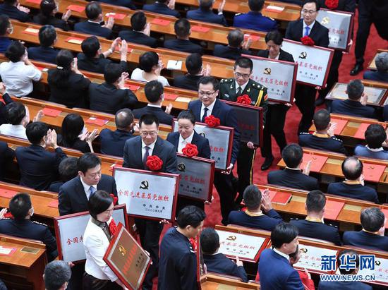 9月8日上午，全国抗击新冠肺炎疫情表彰大会在北京人民大会堂隆重举行。新华社记者 张领 摄