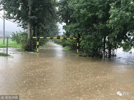 北京暴雨图片:北京暴雨“阵势”有多大?看看这些照片就能感受到