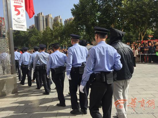 气销售:网上学改装气并销售 5人非法制售支弹获刑