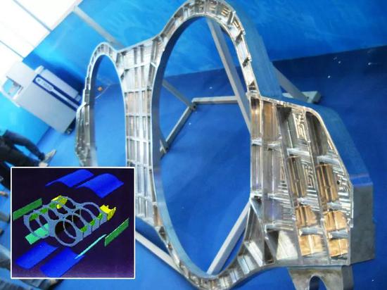 ▲资料图片：网络上流传的中国3D打印发动机金属外框构件照片。