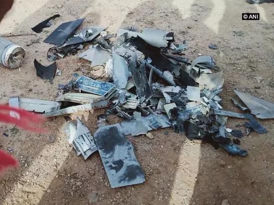 印度媒体公布的被击落的巴基斯坦无人机画面