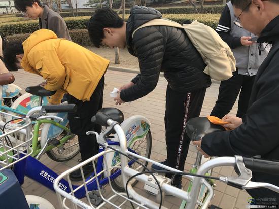 学雷锋活动日:学雷锋纪念日 北京在行动 北京建筑大学多个学院开展主题教育活动。学校供图。