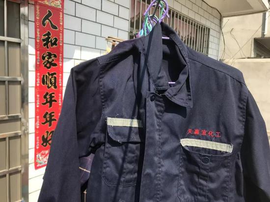 手动病床怎么装视频响水爆炸伤者谈赔偿问题：小命保住就不错了_https://www.jmylbn.com_新闻资讯_第6张