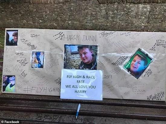 外交豁免权:英国震怒:美国女子逆行撞死人还用外交豁免权回国 图 via Facebook
