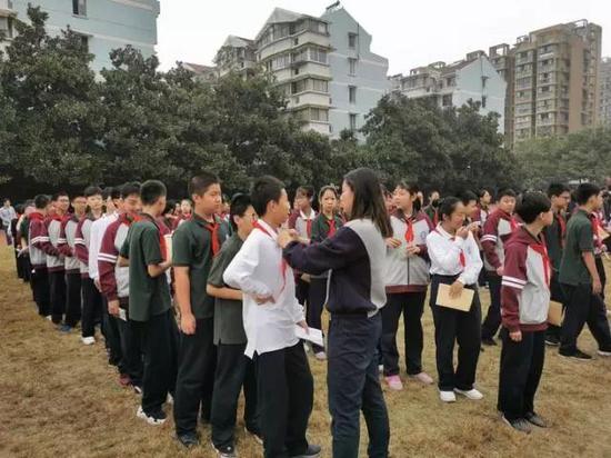 體育老師不能當班主任?媒體:偏見也該放下了|體育老師