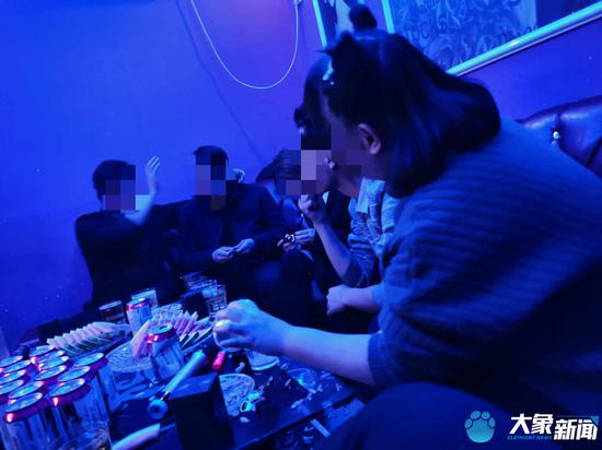 14岁少女被骗KTV做“公主” 领班恐吓:敢跑打死你