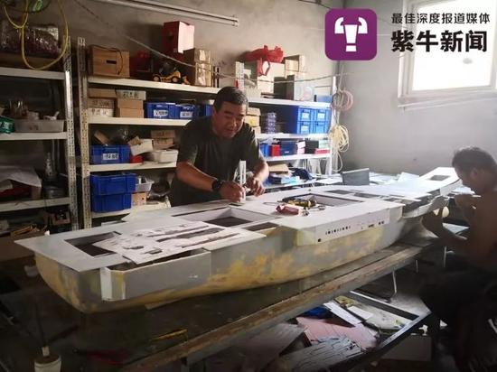 硬核手工 以山东舰为蓝本他们打造出一支航母编