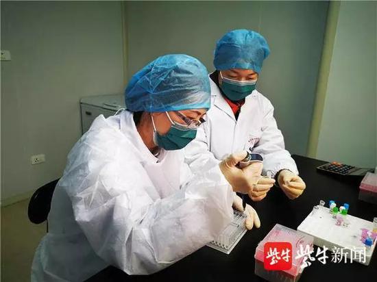 在黄石，我们一天和病毒“交手”362次！