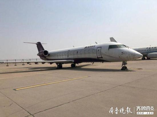济南一法院网上拍卖飞机：原价1.3亿起拍仅650万