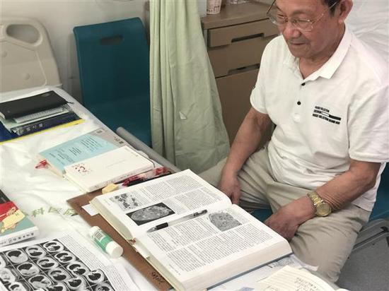 武汉最高龄！82岁医生感染新冠后康复返岗