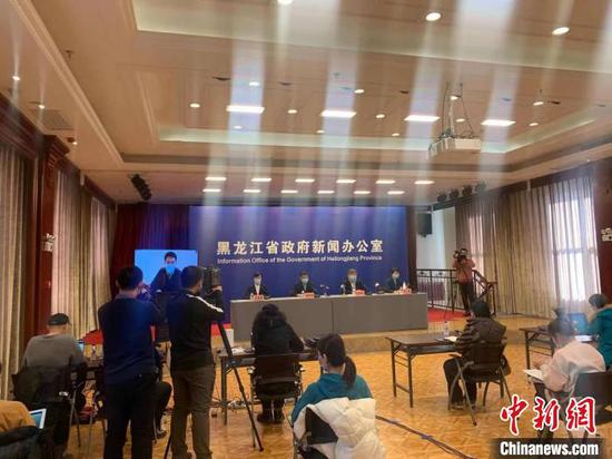发布会现场 史轶夫 摄