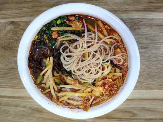 柳州螺蛳粉(资料图 视觉中国)