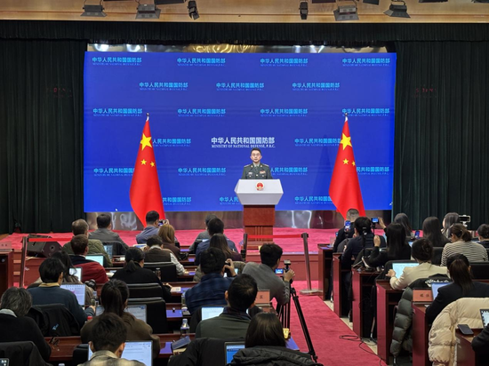 美发布新版国防战略，国防部一句古诗回应