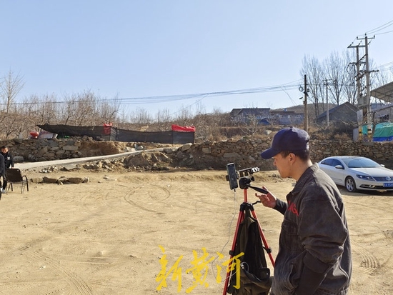  村里依然有零星的主播