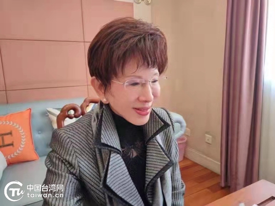 受邀来北京参加冬奥会开幕式的中国国民党前主席洪秀柱，通过视频连线接受中国台湾网专访。 受访者供图