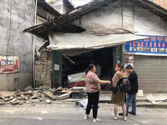 地震发生后现场。受访者供图