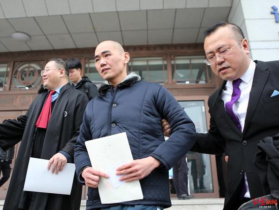 对话张志超:不认识被害人 回家最想吃妈妈做的