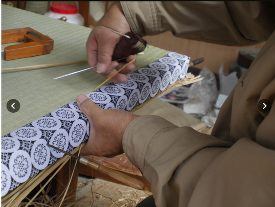 日本传统的榻榻米制作工艺（朝日新闻）