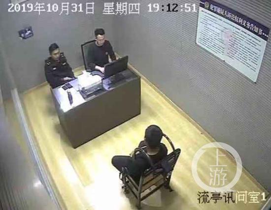 �������˽��ܾ������顣������ͼ