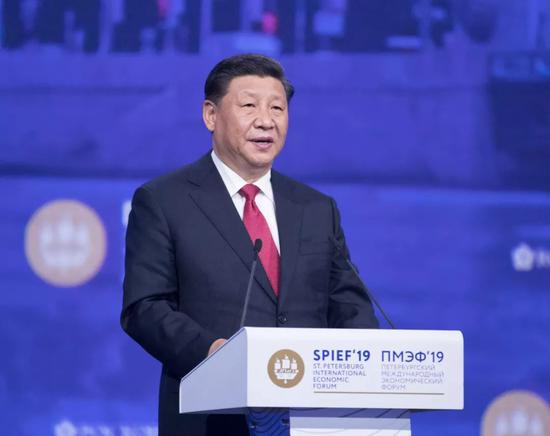 ↑6月7日，习主席出席第二十三届圣彼得堡国际经济论坛全会并致辞，强调携手开辟崭新的可持续发展之路，共同创造更加繁荣美好的世界。新华社记者王晔摄