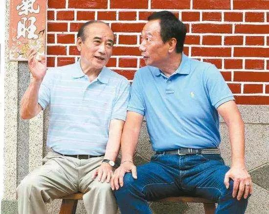 颜清标力挺韩国瑜:郭台铭王金平休想在南部讨好 王金平与郭台铭