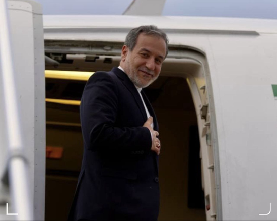 伊朗外长离开阿曼马斯喀特前往巴基斯坦