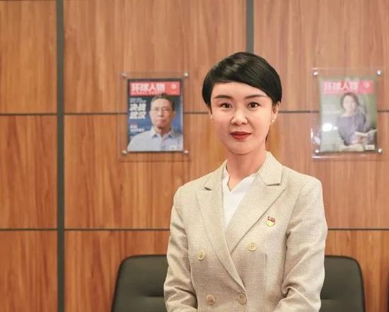 贺娇龙履新专访支青二代野蛮生长策马雪原只为家乡拉风