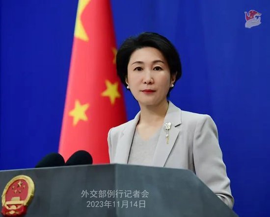 内塔尼亚胡刚警告完伊朗，就收到了坏消息，伊朗的最强援手露头了