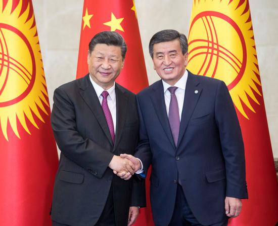 6月13日，国家主席习近平在比什凯克同吉尔吉斯斯坦总统热恩别科夫会谈。新华社记者李学仁摄