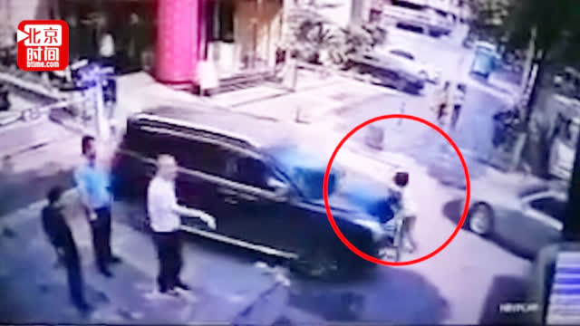 长沙女律师遭撞亡视频公布 系肇事司机起步不当