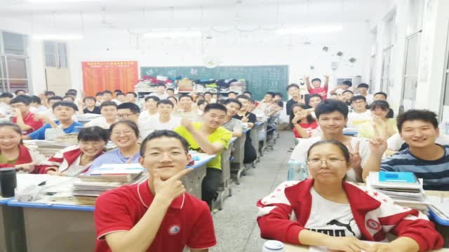 高考倒计时最后3天 高三学子为梦想做最后冲刺