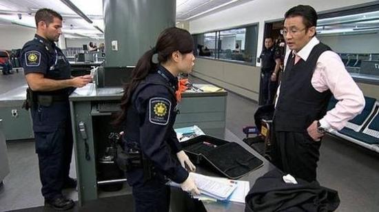 好心噻，诸多折腾来到北美白花钱不说，还被加拿大入境处留下不良记录。以后还能不能来都成问题了！