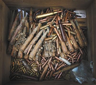 准备入库的猎枪子弹.