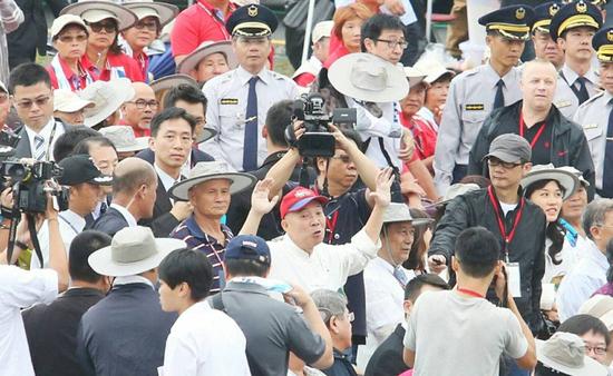 蔡英文首次"双十"演说仍拒绝九二共识|民主|台湾|双十_新浪新闻