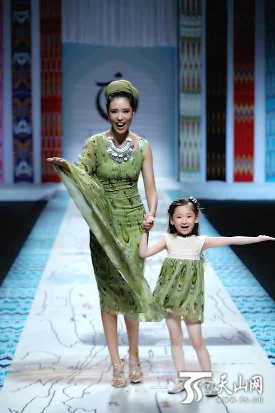 亲子装系列亲子装系列时装系列时装系列男装系列男装系列男装系列晚