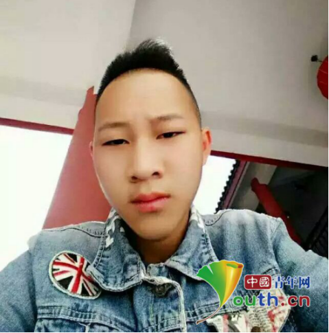 00后男孩上传自拍照 网友称其"击败全国脑型"_民生社会_淄博大众网