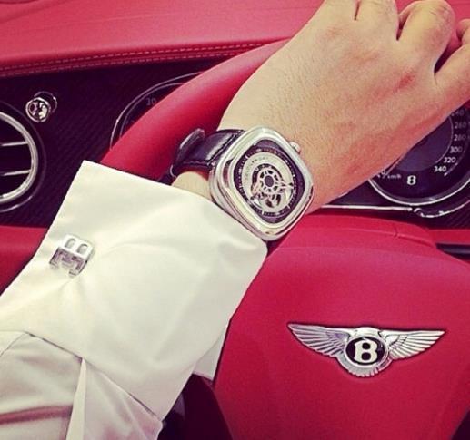 男子每天花六千租豪车扮富二代 骗走七女子50万